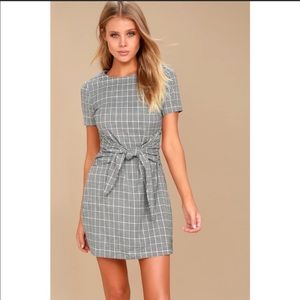 Lulu’s penny black and white gingham knotted dress